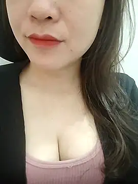 Girl Shy2000 online show from February 2026 02:43:01 AM