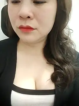 Girl Shy2000 online show from February 2026 03:33:01 PM