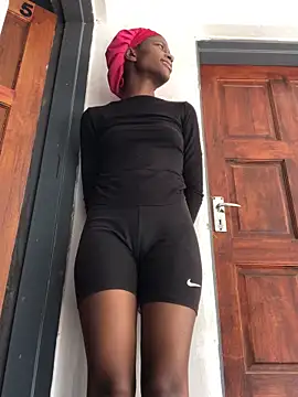 Caramel102004 online show from April 2026 11:46:02 AM