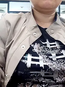 Snapshot of Kimkhaepretty chatting on November 2025 03:38:01 AM Kimkhaepretty online show from November 2025 03:38:01 AM