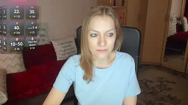 Snapshot of Tiffany_Bates chatting on May 2026 10:45:02 AM Tiffany Bates online show from May 2026 10:45:02 AM