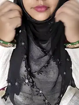 Miss Rose   online show from October 2025 06:50:02 PM