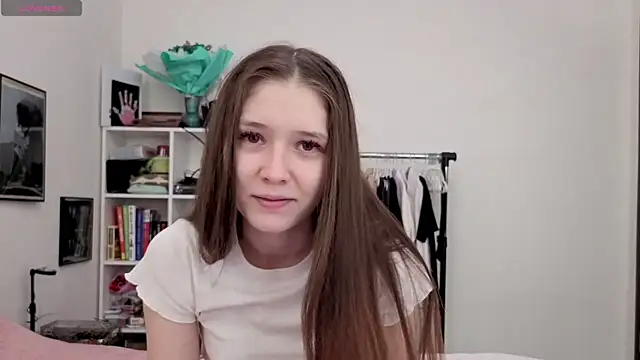 Denny Yorgeritai online show from March 2026 12:21:01 PM