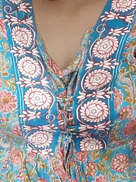 Snapshot of Minakshi_677 chatting on October 2025 03:04:01 AM Minakshi 677 online show from October 2025 03:04:01 AM