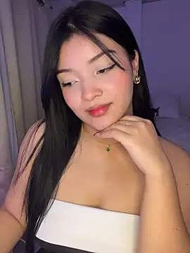 EmmaBlossom online show from January 2026 02:05:02 AM