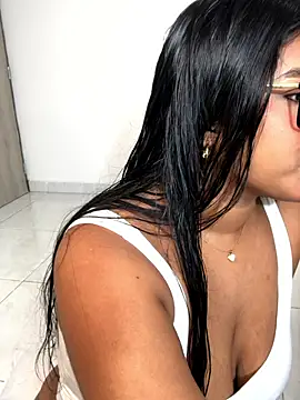 AnaBrowmn online show from January 2026 12:07:02 PM