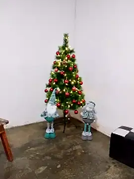 fabulousgirl online show from December 2025 04:41:04 AM