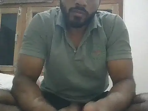 Raw12499 online show from November 2025 05:28:02 PM