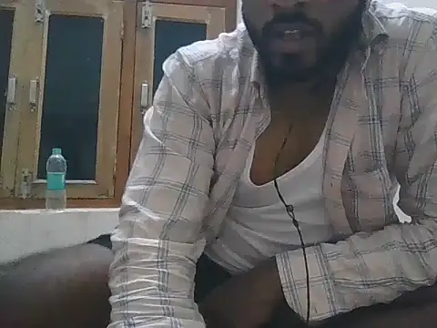 Raw12499 online show from December 2025 04:57:01 PM