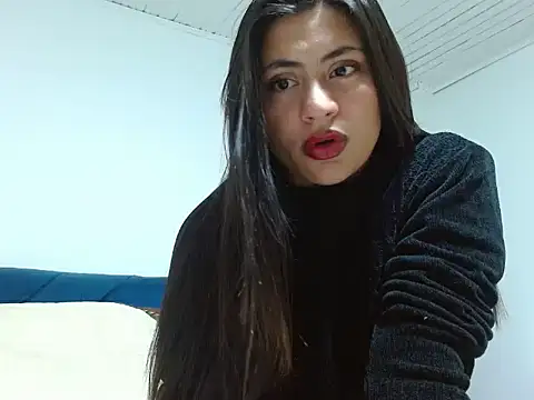 Maira Diaz online show from October 2025 03:09:02 PM