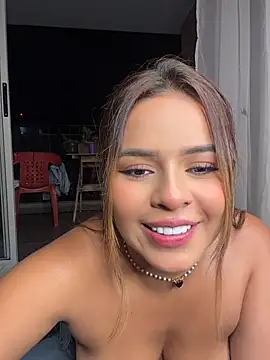 Snapshot of itsdanividarte chatting on August 2026 01:04:02 AM itsdanividarte online show from August 2026 01:04:02 AM