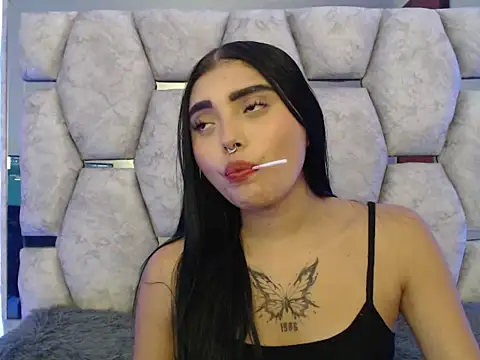 AnalyMilles online show from October 2025 10:06:02 PM