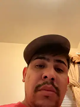 Snapshot of Lopeztello chatting on November 2025 10:48:02 PM Lopeztello online show from November 2025 10:48:02 PM