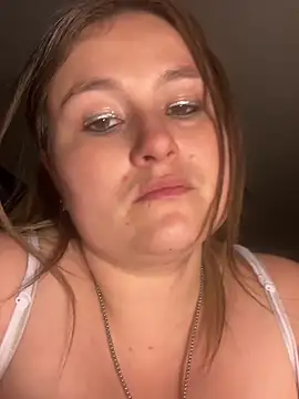 Snapshot of BuzzBunni69 chatting on February 2026 11:13:01 AM BuzzBunni69 online show from February 2026 11:13:01 AM