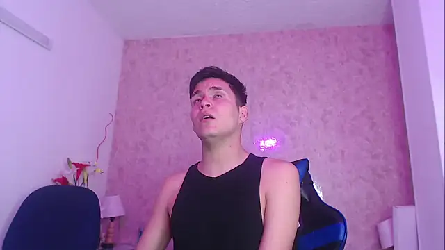 Aaron Foxxx online show from September 2025 01:16:02 PM