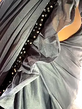 Lisa afreen online show from December 2025 06:22:01 AM