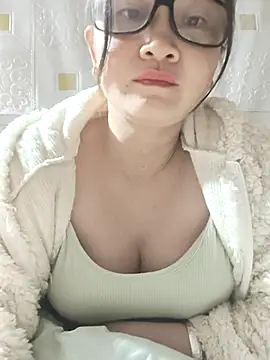 Paul-paul11 online show from December 2025 10:37:01 PM