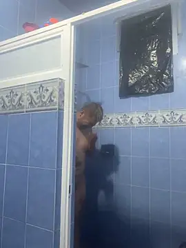 Snapshot of Sk3m_veryhot chatting on December 2025 03:29:01 PM Sk3m veryhot online show from December 2025 03:29:01 PM