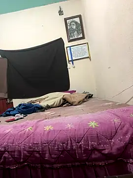 Snapshot of Sk3m_veryhot chatting on December 2025 03:23:01 AM Sk3m veryhot online show from December 2025 03:23:01 AM