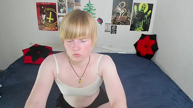 Cattie w  online show from June 2026 01:19:01 AM