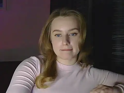 Snapshot of Lorivess chatting on February 2026 07:34:02 PM Lorivess online show from February 2026 07:34:02 PM