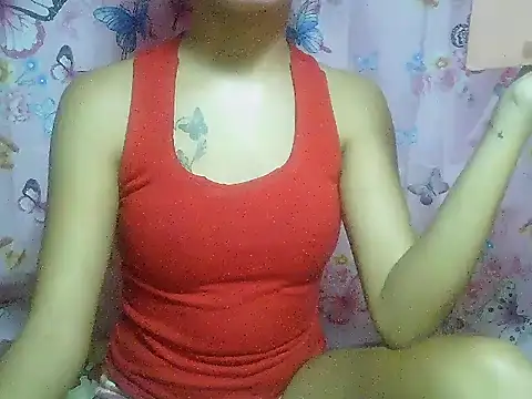 Snapshot of SweetPussie18x chatting on November 2025 01:22:02 AM SweetPussie18x online show from November 2025 01:22:02 AM