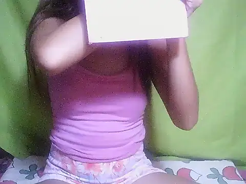 Snapshot of SweetPussie18x chatting on November 2025 01:00:02 PM SweetPussie18x online show from November 2025 01:00:02 PM