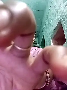 Snapshot of Sapna__wq1 chatting on October 2025 06:20:01 PM Sapna wq1 online show from October 2025 06:20:01 PM