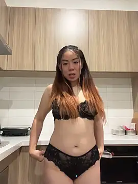 blueburrypie online show from December 2025 03:19:02 PM