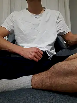 Snapshot of herkes26 chatting on December 2025 12:05:01 AM herkes26 online show from December 2025 12:05:01 AM