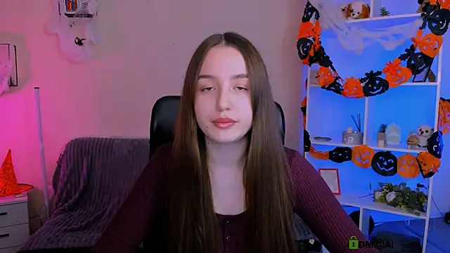 leslie bird online show from November 2025 10:17:01 AM