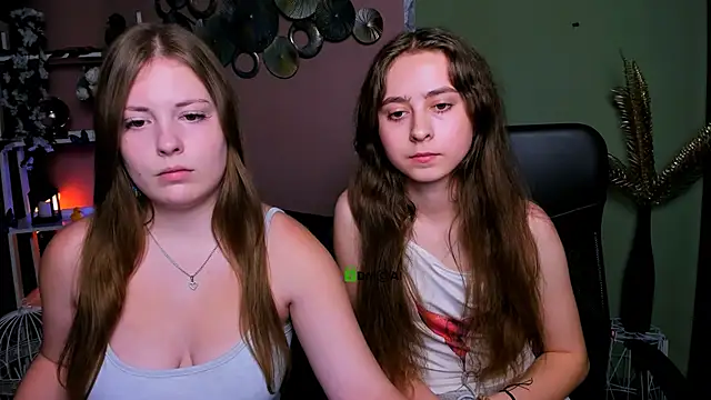 rebecca smile online show from November 2025 08:08:02 PM