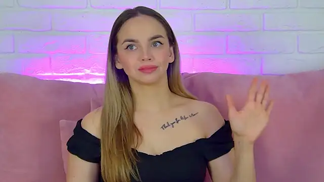 Snapshot of AnitaVenture chatting on January 2026 04:06:02 AM AnitaVenture online show from January 2026 04:06:02 AM