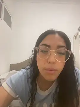 Snapshot of Lana18_lee1 chatting on November 2025 10:10:01 PM Lana18 lee1 online show from November 2025 10:10:01 PM