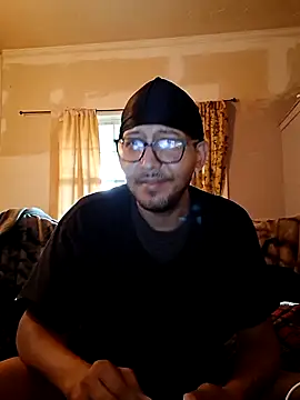 ThrowedWorldWide online show from November 2025 12:23:02 PM