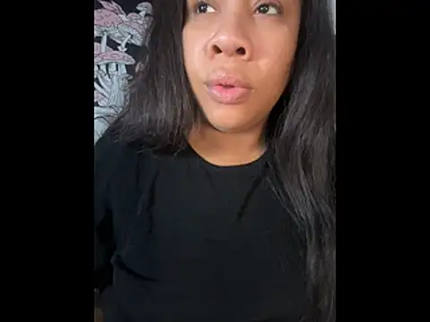 Snapshot of NeliaHexxen chatting on November 2025 06:33:02 PM NeliaHexxen online show from November 2025 06:33:02 PM