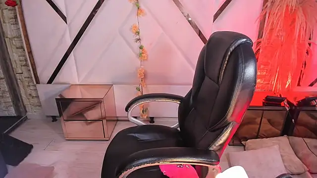 Irina Rouse online show from April 2026 07:58:02 PM