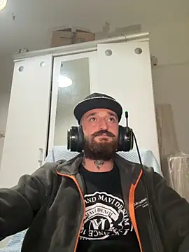 Snapshot of krerem chatting on December 2025 06:03:02 PM krerem online show from December 2025 06:03:02 PM