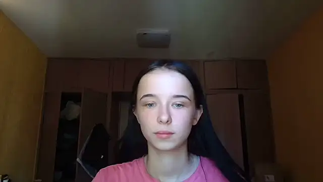 Emilia Light online show from June 2026 07:43:01 AM