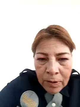 Snapshot of VANESSA__01 chatting on December 2025 12:32:02 PM VANESSA 01 online show from December 2025 12:32:02 PM