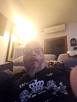 Snapshot of ilmilanese76 chatting on September 2025 05:16:02 PM ilmilanese76 online show from September 2025 05:16:02 PM