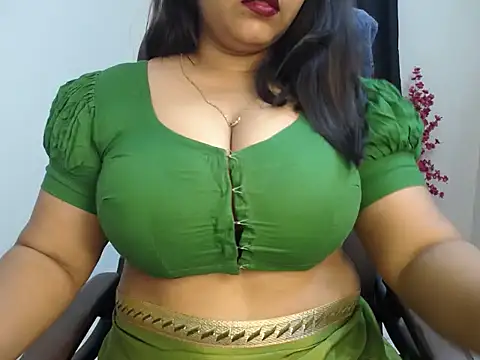Queen Homaira online show from February 2026 05:08:01 AM