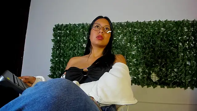 KateValencia online show from May 2026 02:06:02 AM