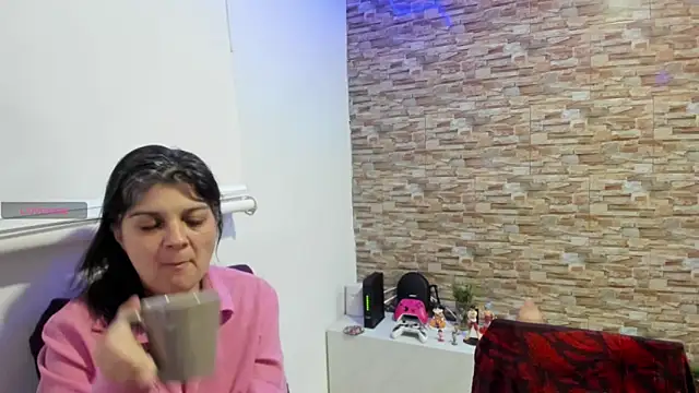 Yin yang hot online show from November 2025 03:05:01 AM