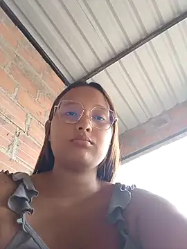 young dairy01 online show from December 2025 01:53:01 PM