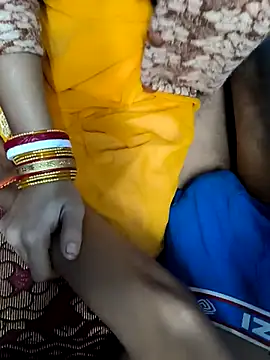 khushbuDarchut71 online show from December 2025 04:25:01 PM