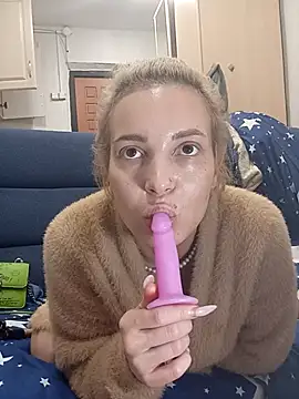 Snapshot of Conny_Shellie chatting on November 2025 10:30:02 PM Conny Shellie online show from November 2025 10:30:02 PM