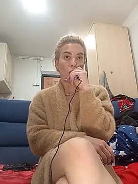 Snapshot of Conny_Shellie chatting on November 2025 04:18:02 PM Conny Shellie online show from November 2025 04:18:02 PM