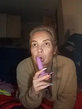 Snapshot of Conny_Shellie chatting on November 2025 04:23:02 AM Conny Shellie online show from November 2025 04:23:02 AM