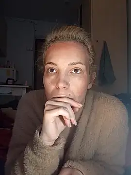 Snapshot of Conny_Shellie chatting on November 2025 09:33:01 AM Conny Shellie online show from November 2025 09:33:01 AM